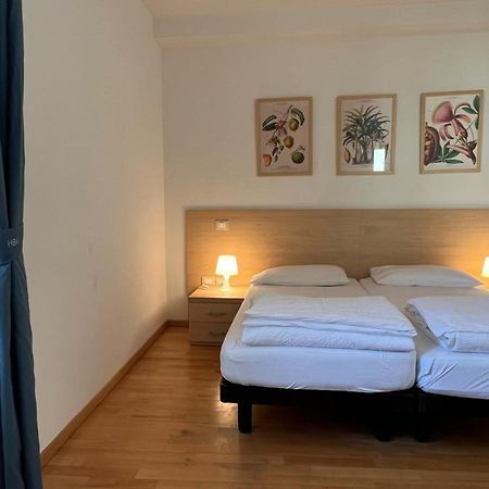 Appartamenti Baia Azzurra 6. Torbole Sul Garda Luaran gambar