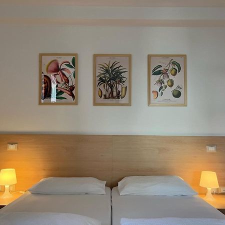 Appartamenti Baia Azzurra 6. Torbole Sul Garda Luaran gambar